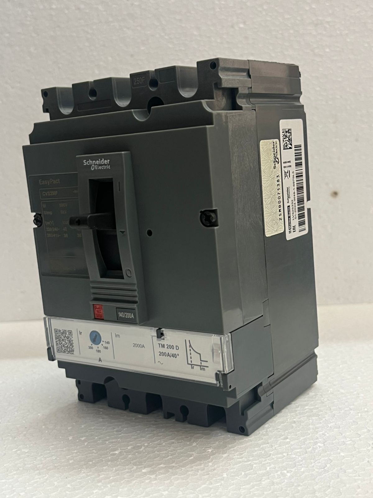 EasyPact CVS 140-200A 3 Pole MCCB | Industrial Molded Case Circuit Breaker for Electrical Protection - View 3