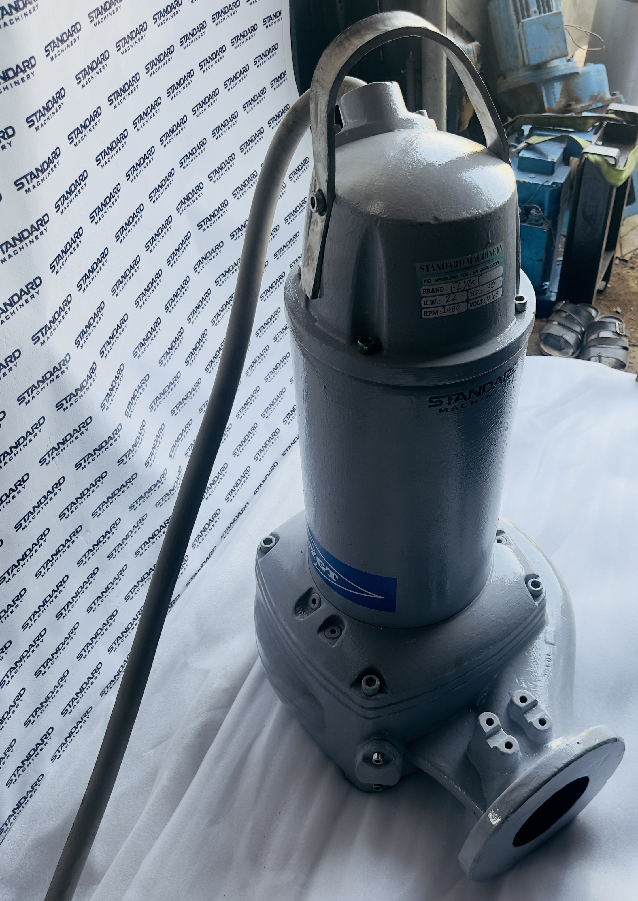 Refurbished Flygt 3171.091 Xylem submersible sewage sludge pump 30 HP 22 kW IP68 S1 duty — Standard Machinery - View 5