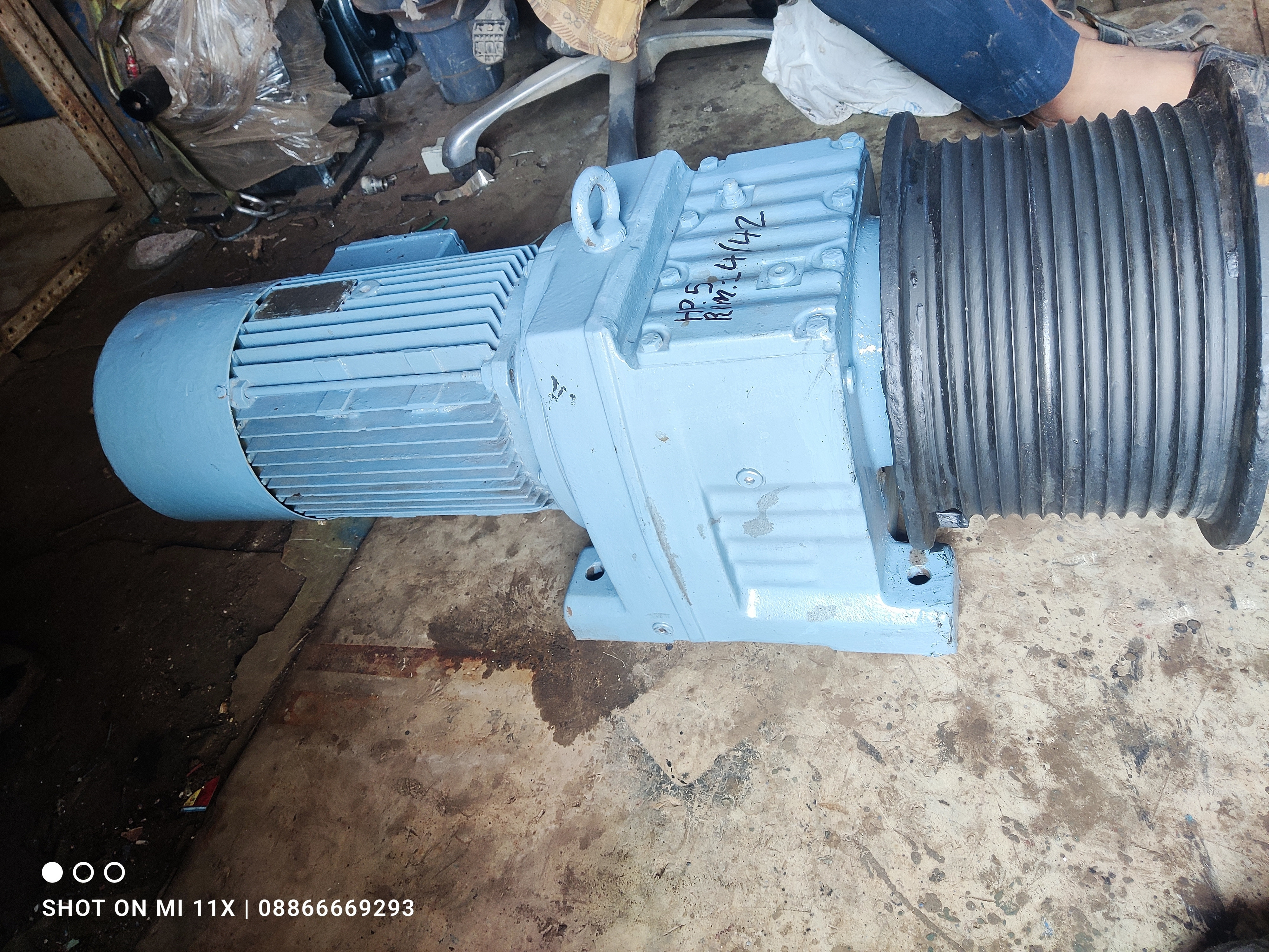 Refurbished SEW Eurodrive 5 HP geared motor with brake and winch drum 3-phase 380-440V German-made — Standard Machinery - View 3
