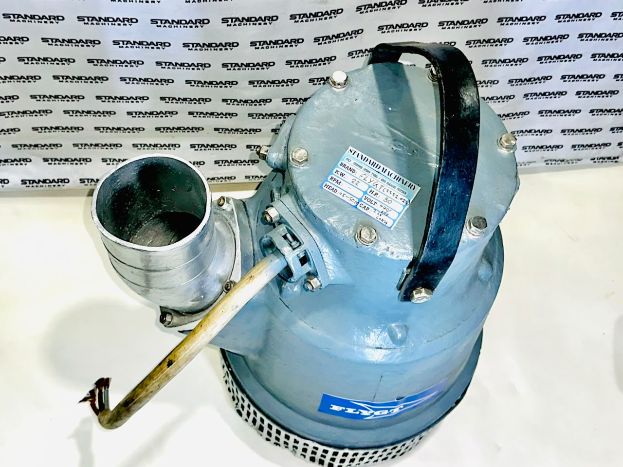 Refurbished Flygt 2152.011 Xylem submersible dewatering pump 30 HP 22 kW 440V 660V 2.16 lakh LPH — Standard Machinery - View 2